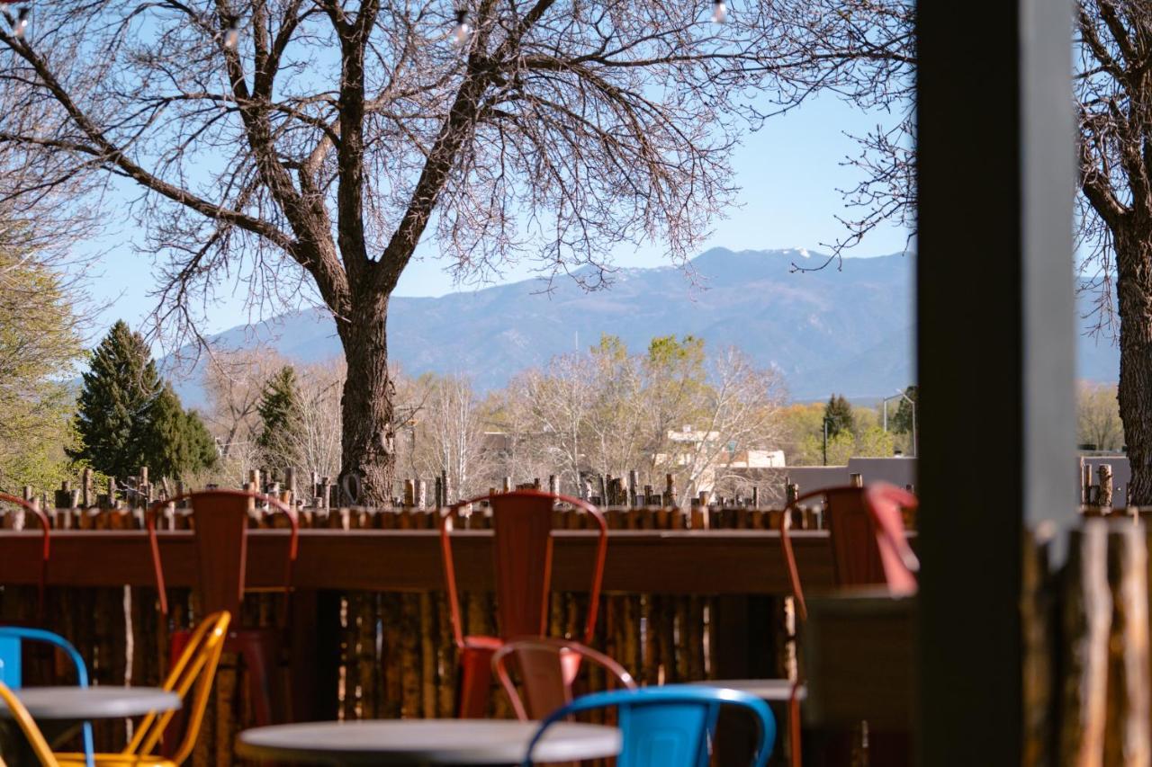 Taos Valley Lodge Экстерьер фото